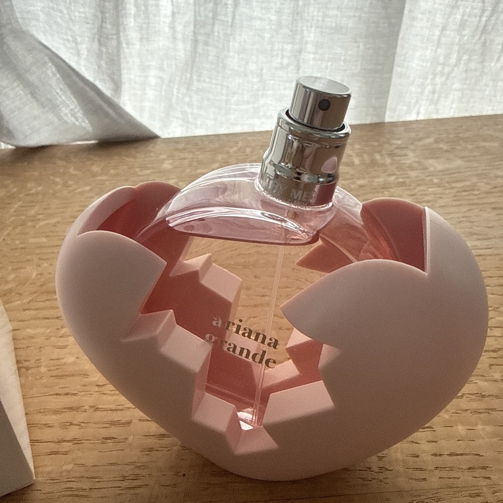 Thank U Next by Ariana Grande perfume for her EDP 3.3 / 3.4 oz New Tester - Picture 2 of 2